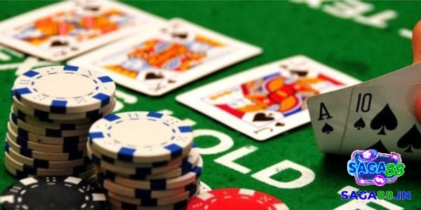 Một bàn chơi Poker cần có từ 2 đến 10 người tham gia