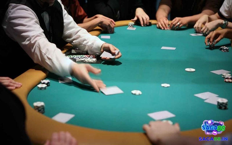 Cách chơi poker tournament hiệu quả, tránh rủi ro, duy trì lợi thế