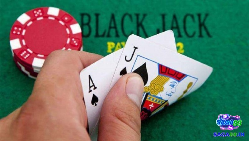 Lá A bích - J bích được gọi là xì dách theo luật chơi blackjack