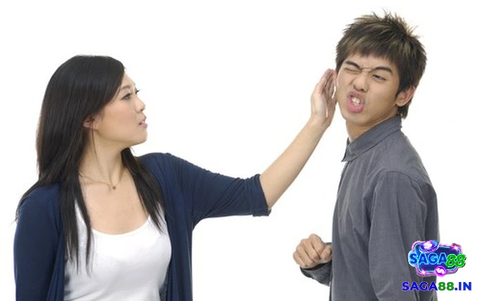 Mơ vợ chồng đánh nhau phản ánh mâu thuẫn tình cảm 