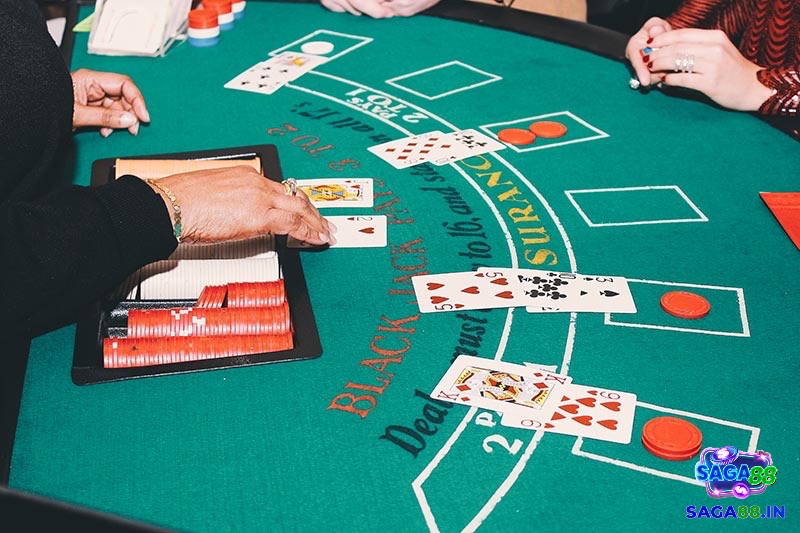 Trình tự ở 1 lượt đấu của game sẽ được diễn ra trong 4 đợt