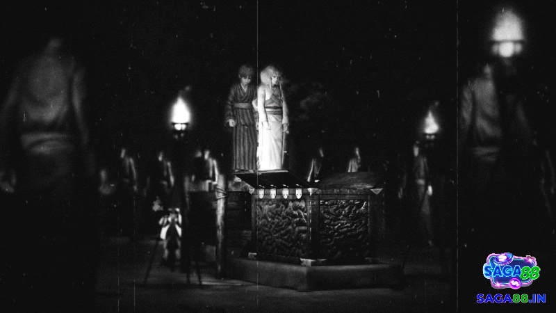 Nghi lễ liên quan đến nước đen cho thấy vai trò trung tâm của tín ngưỡng và lời nguyền trong diễn biến thảm kịch.