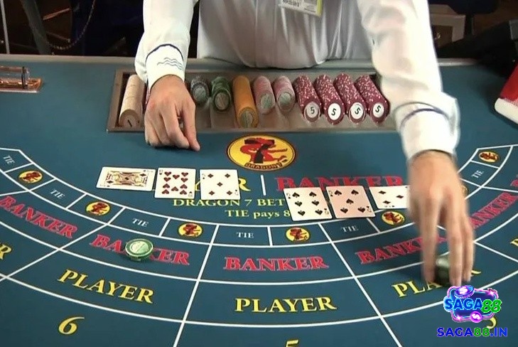 Quy định về tổng điểm được rút thêm lá bài